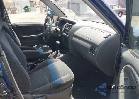 2002 Chevrolet Tracker Hard Top Zr2 z USA, uszkodzony, nr VIN 2CNBJ734326909319